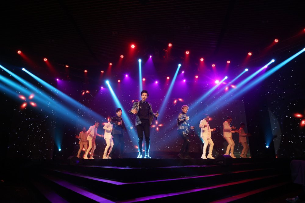 NHOM MONSTAR BIEU DIEN (1) 16