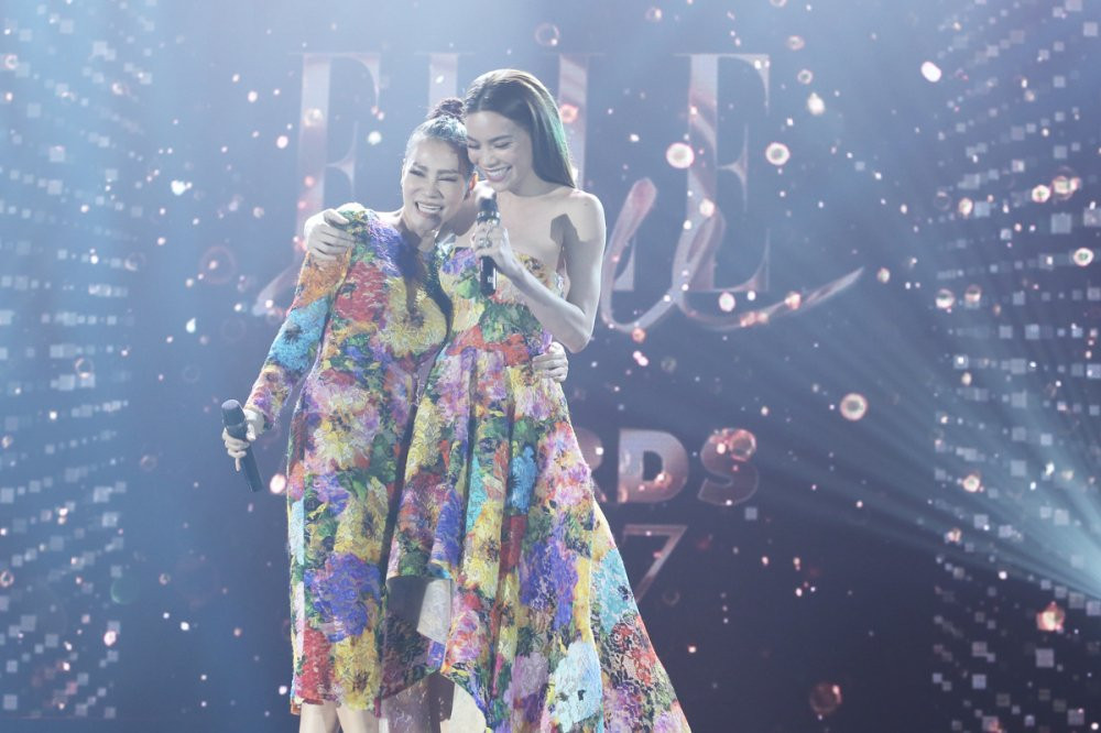 THU MINH - HO NGOC HA BIEU DIEN (4) 19