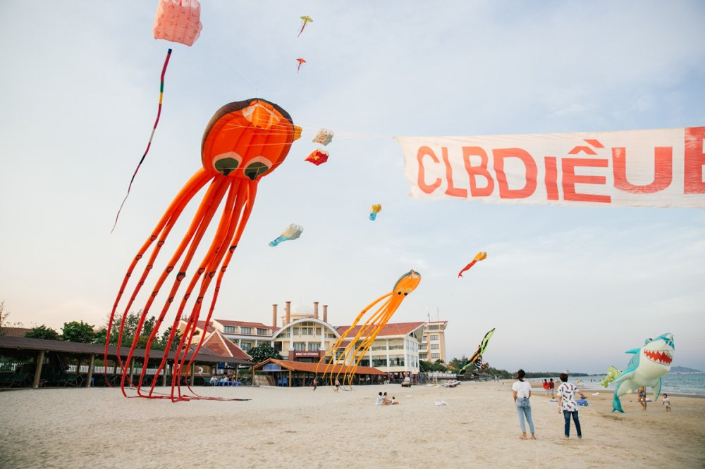 04 NAM THU - HUYNH LAP TAI BAI BIEN THA DIEU VUNG TAU (4) 6