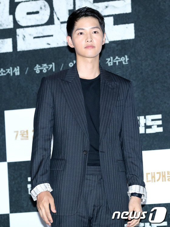Song Joong Ki: 'Toi tin nhung gi Song Hye Kyo lam la dung' hinh anh 5