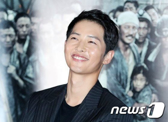 Song Joong Ki: 'Toi tin nhung gi Song Hye Kyo lam la dung' hinh anh 3