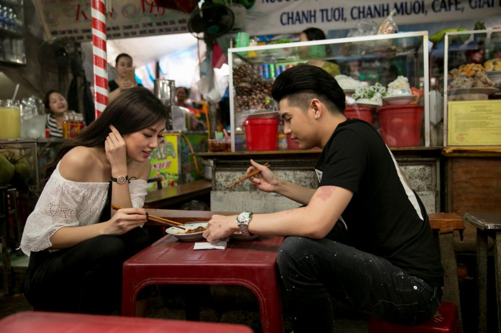 03 NOO PHUOC THINH - TU ANH THUONG THUC AM THUC HUE (1) 3