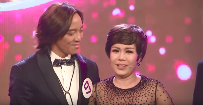 Việt Hương khóc nức nở thú nhận 11 năm kết hôn nhưng rất ít ở gần chồng - Ảnh 5.