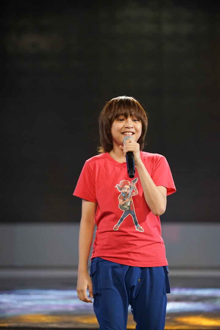 Thien Khoi tap luyen cung co Minh Hang 5