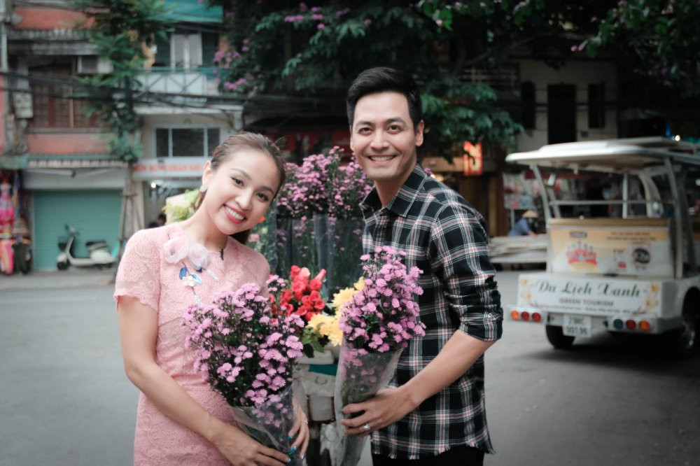 04 PHAN ANH MUA HOA TANG VAN HUGO (2) 3