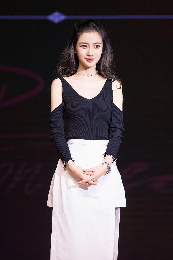 Angelababy khoe dáng đẹp chân thon trong sự kiện mới - Ảnh 4.