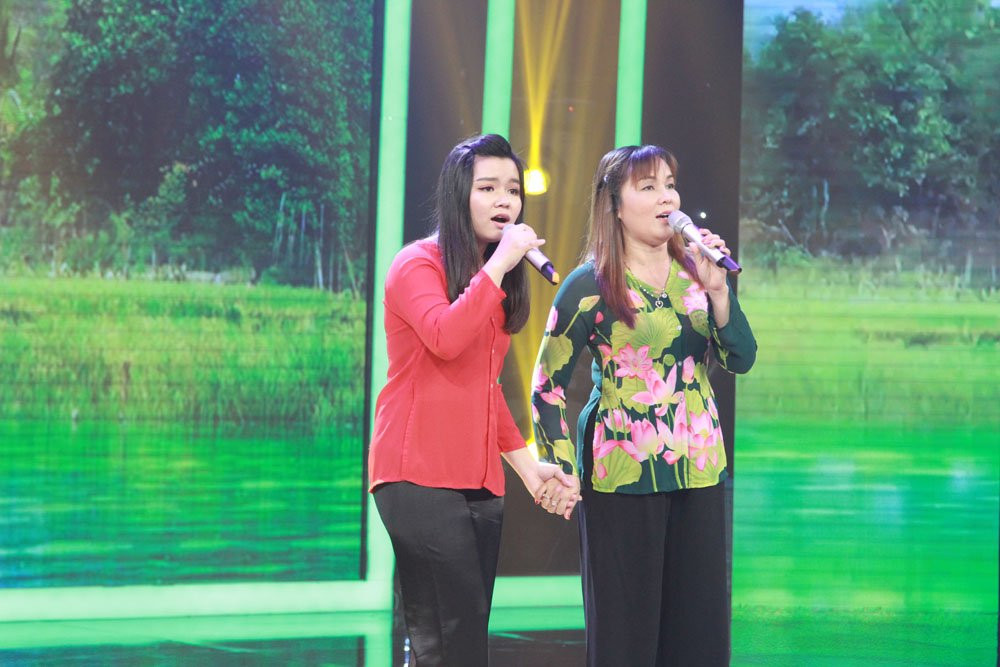 HONG MY - ANH THU (2) 3