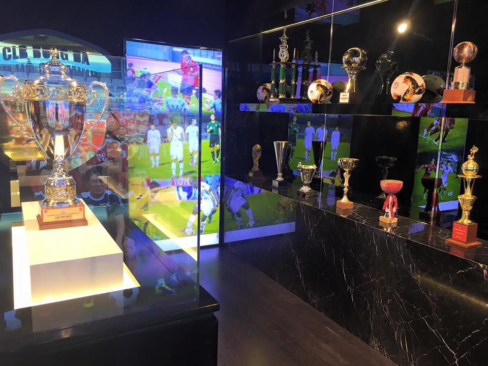 21151537_888085084672465_1406074929841806113_n