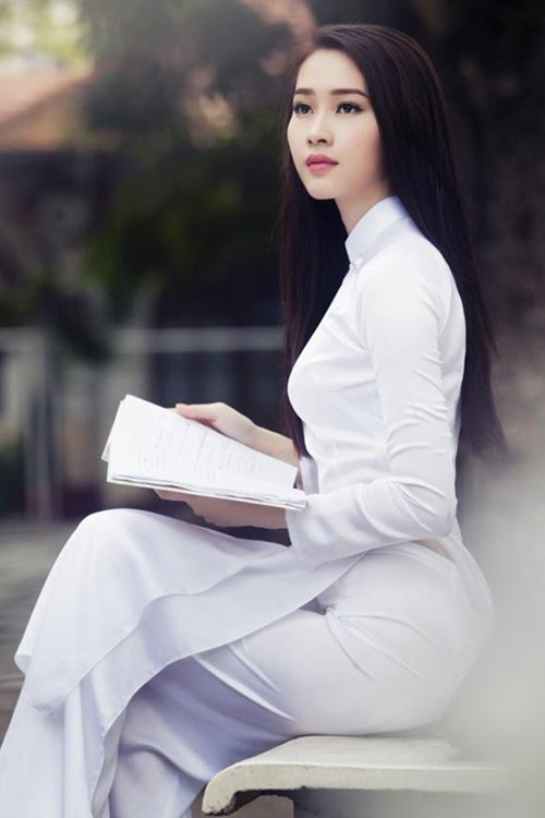 dang-thu-thao-hoa-hau-chua-bao-gio-trang-diem-xau-3 7