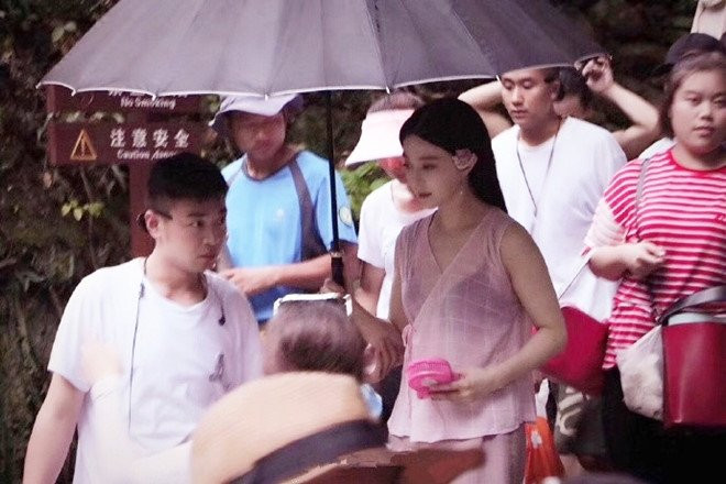 Anh hau truong phim co trang cua Pham Bang Bang gay chu y hinh anh 2