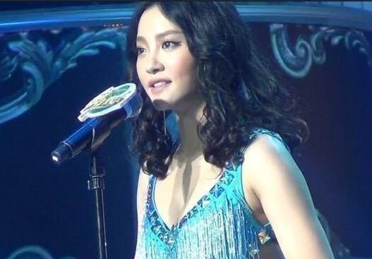 Sao nu 'Diep Van' am anh vi bi duoi tren song quoc gia do mac ho hinh anh 1