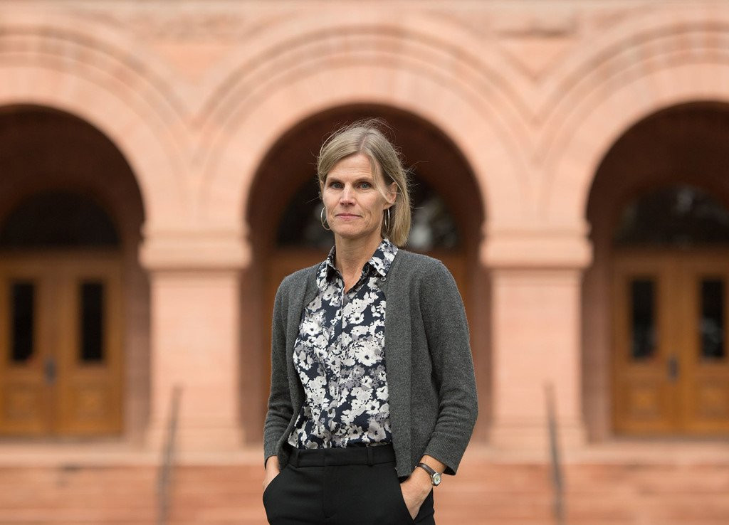 Angelina Jolie va 6 sao nu khac tung bi ong trum Hollywood quay roi hinh anh 3