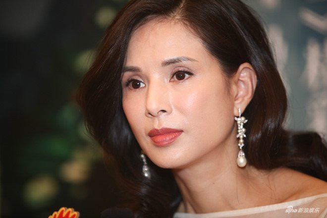 Ly Nhuoc Dong: '16 nam gap lai, toi chi noi khe 2 chu Qua nhi' hinh anh 1