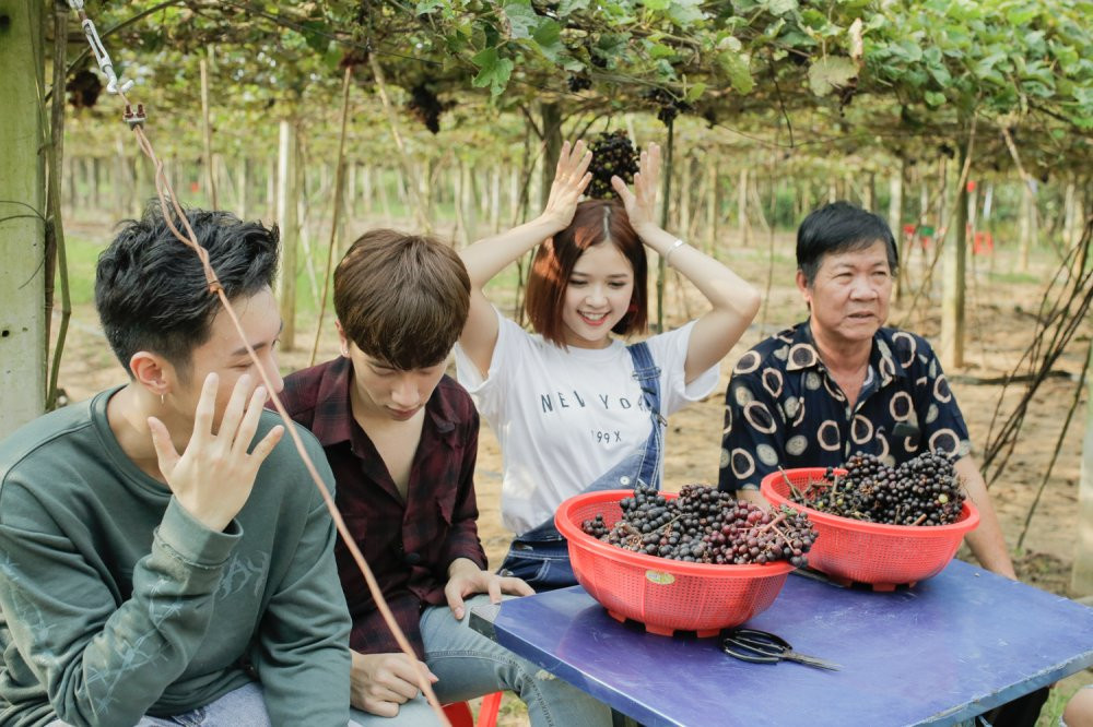 02 SUNI HA LINH - MONSTAR TAI VUON NHO TAY NINH (5)