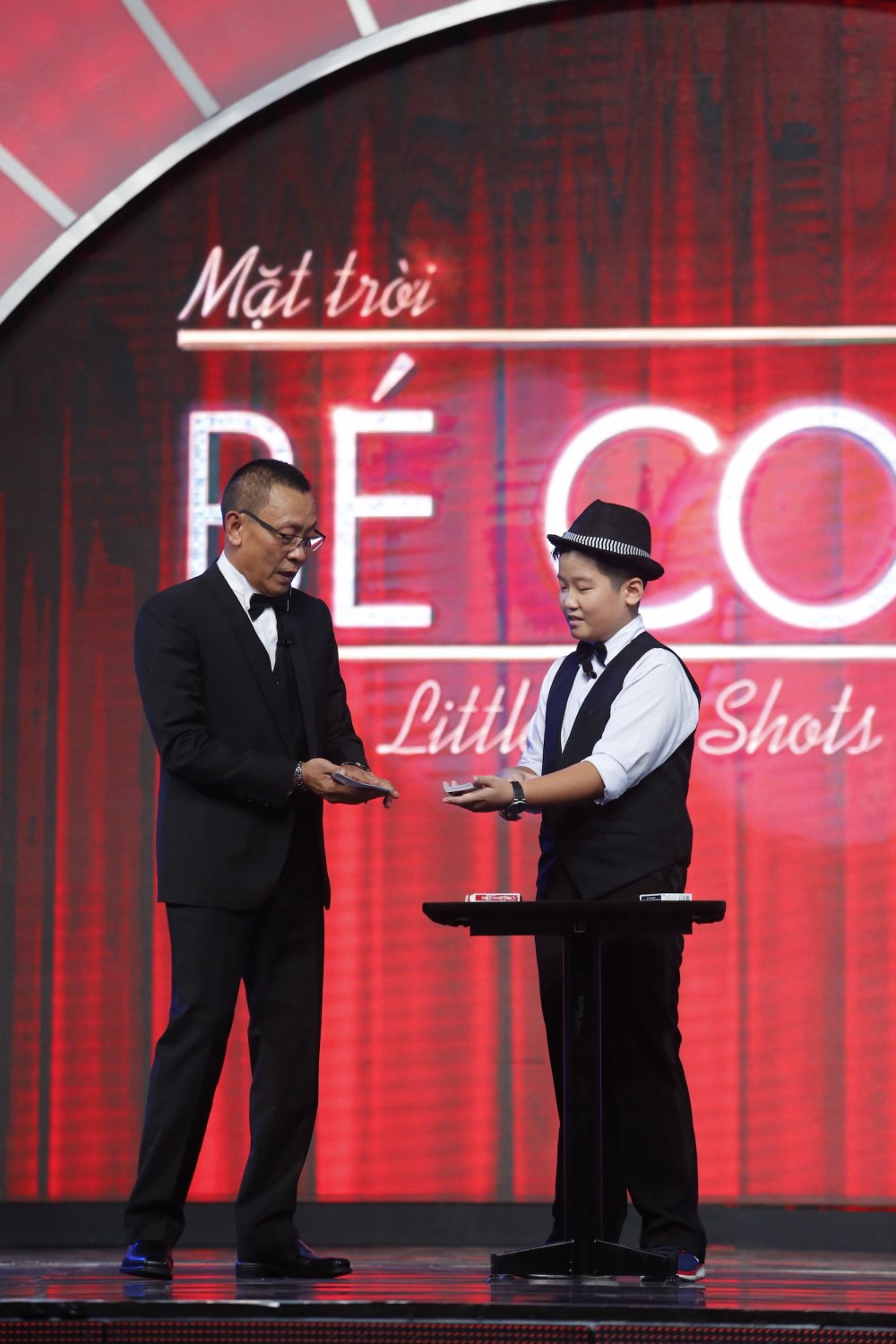 MC Lai Van Sam va Minh Duc 5