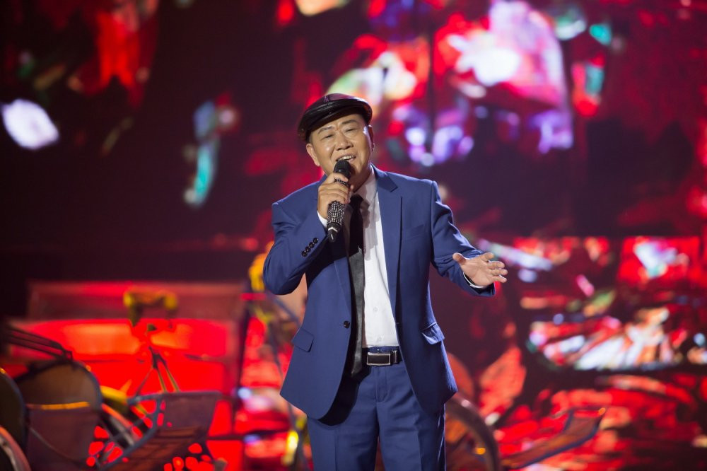 7. Nghe si Vu Thanh hat don ca (1) 4