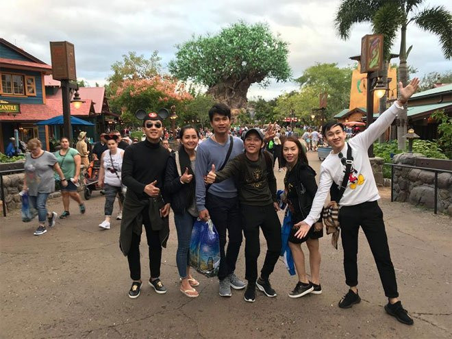 sao-viet-24h-dam-thu-trang-lan-dau-cong-khai-chia-se-ve-hon-phu-cuong-do-la-ahch-1510810574-235-width660height495 3