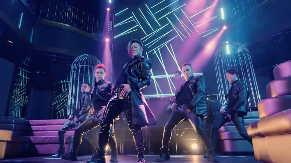 Screenshot 2017-11-16 19.04.50 (1)