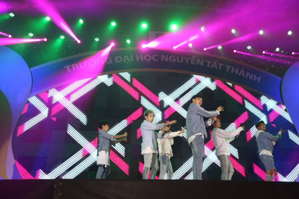 23593454_421178218285480_3496409947411887236_o