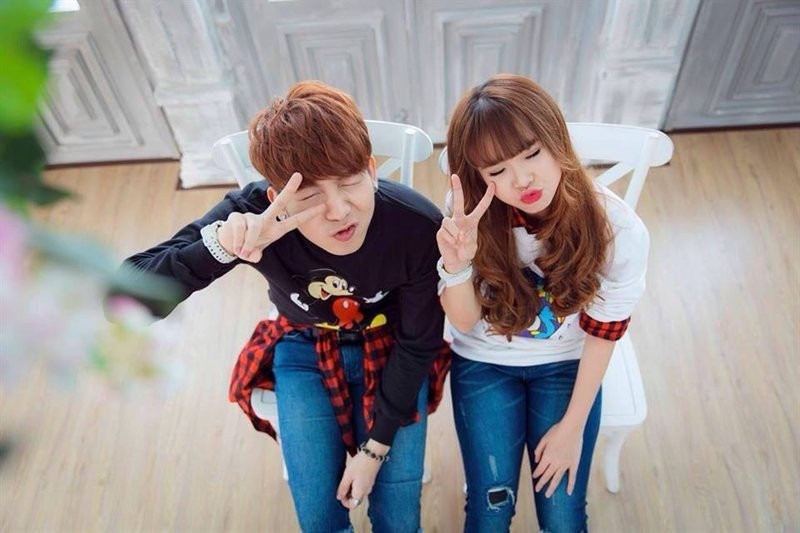 58febc616f75f-nhung-lan-mac-do-doi-khong-the-choi-cai-cua-khoi-my-va-kelvin-khanh9171746 3