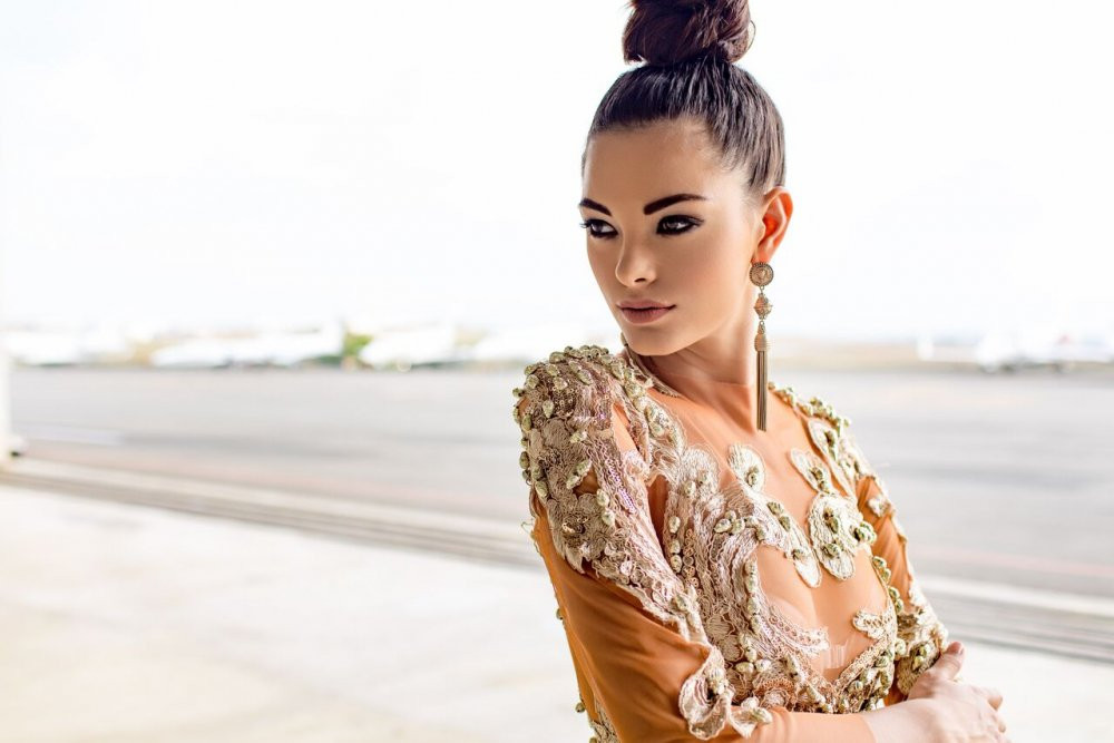 Demi-Leigh-Nel-Peters-reflects-on-her-first-month-Miss-South-Africa-Edward-Chamberlain-Bell-Radio-today-johannesburg-food-Travel-new-Sun-City-1 7
