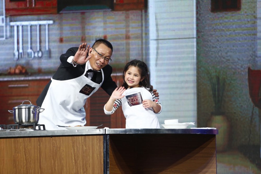 MC Lai Van Sam va Mai Linh 12