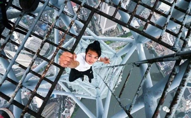 Vu dien vien chet vi nga tu tang 62: Me bi tam than sau khi mat con hinh anh 2