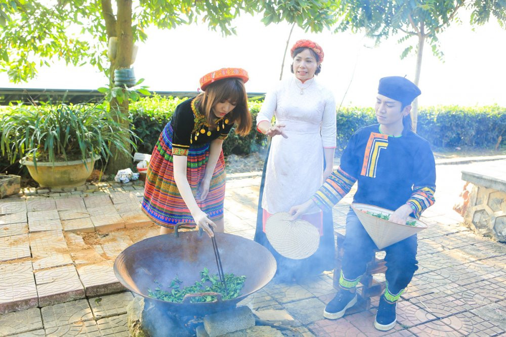 01 HARI WON & BB TRAN CHE BIEN TRA (11)