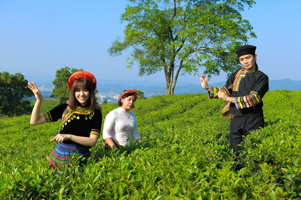 01 HARI WON & BB TRAN TAI DOI CHE (6) 4