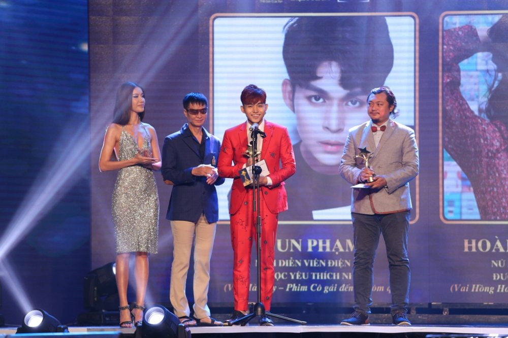 Nam nu dien anh yeu thich (3) 3