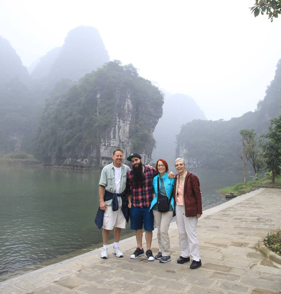 26907198_10102403492658727_6502606844406135120_n 9