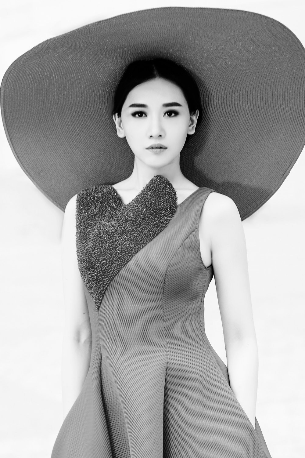 batch_IMGL0219 as Smart Object-1 cd BW