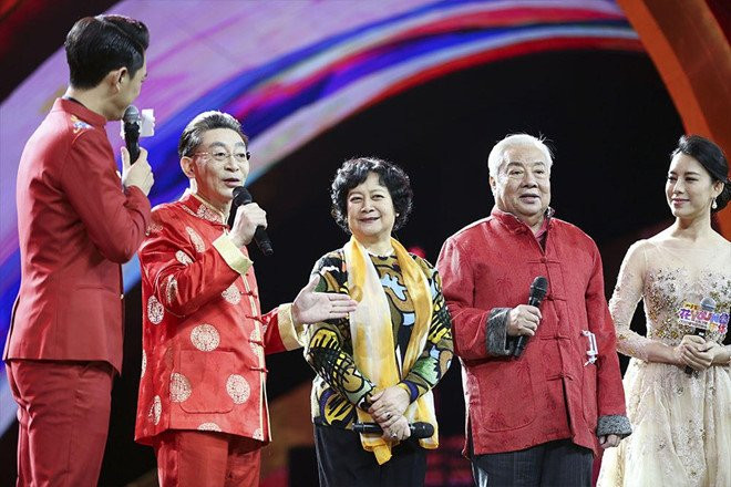 Vi sao Luc Tieu Linh Dong hung chiu du loi cay nghiet? hinh anh 1