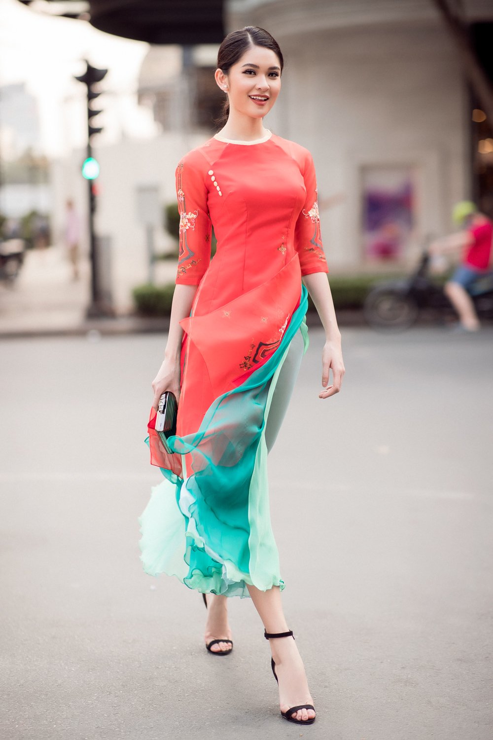 Thuy Dung 28
