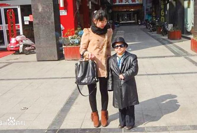 Tr_n_Tam_M_c_va_ngu_i_v_hi_XEFD