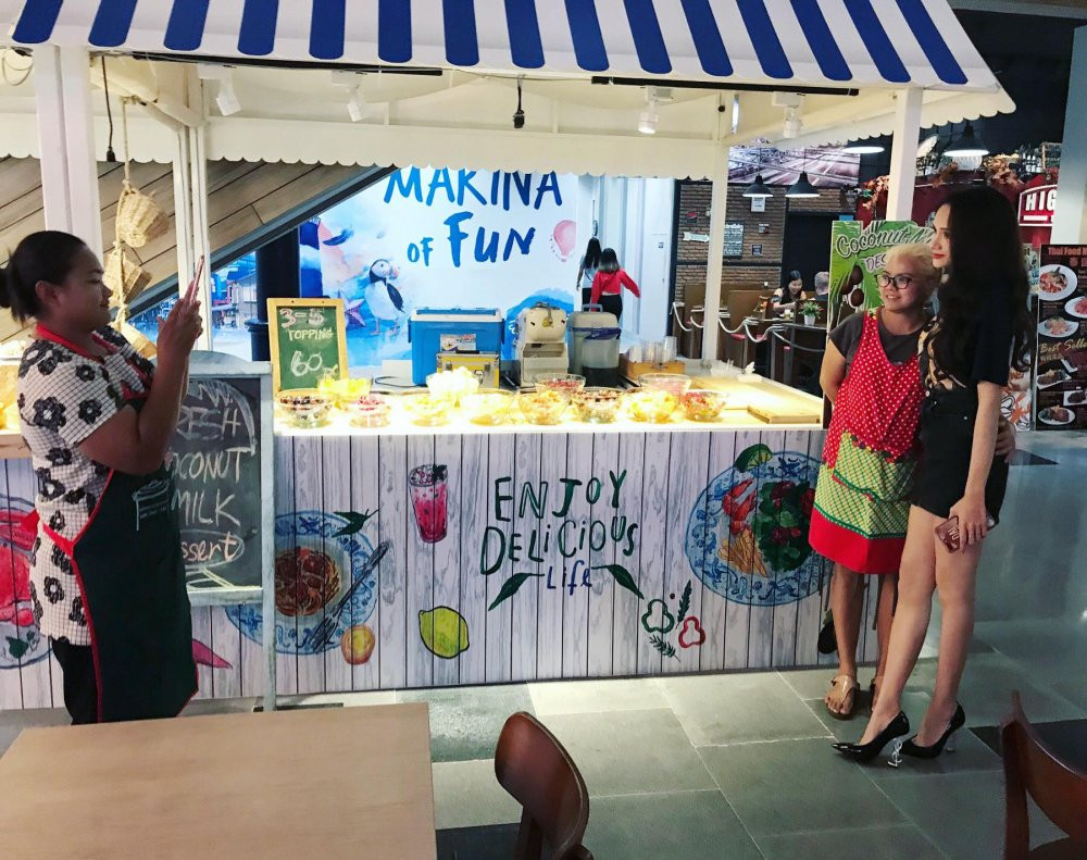 28944671_1774303115965188_1025455860_o