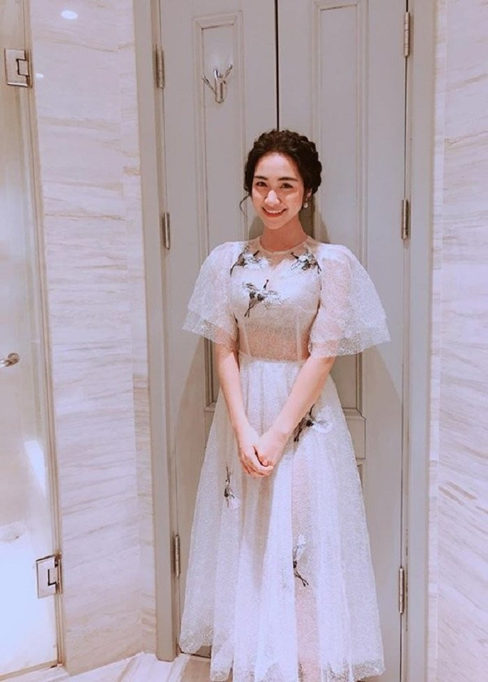 20180212-031948-thamhoathoitrangmotthoinaya81518158509width600height838