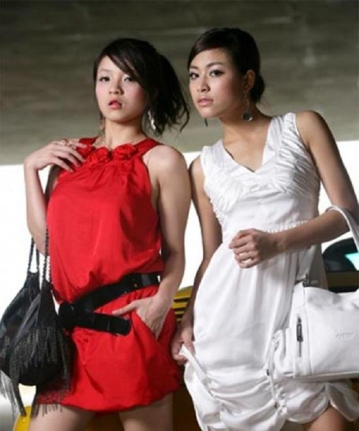 tung-cach-mat-nhau-hoang-thuy-linh-noi-gi-ve-ban-than-cu-thuy-top-trong-tu-truyen-cua-minh-1-1520743057-430-width550height660