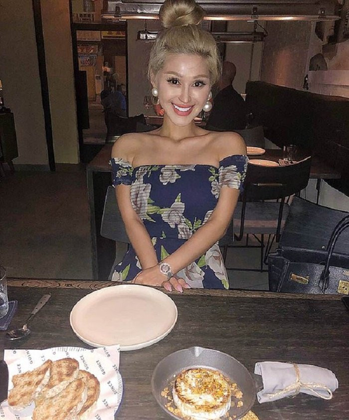 a4-15240480584741140299935-19354211 17