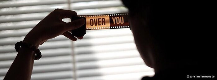 1-1526993780554126596011 8