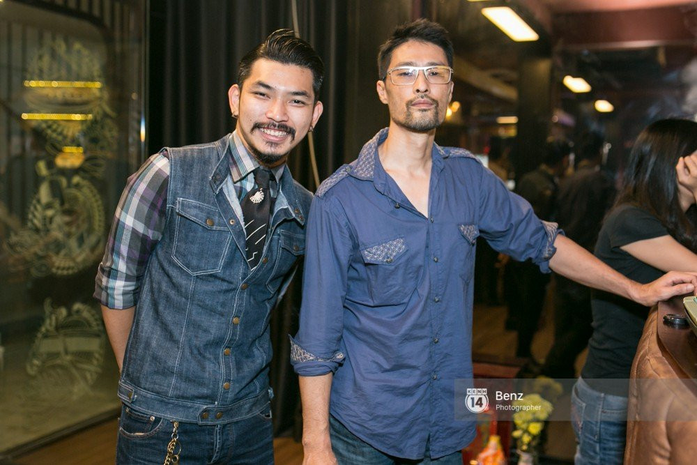 Diễn viên Bụi đời chợ Lớn bất ngờ ngỏ lời cầu hôn bạn gái 8 năm - Ảnh 1.