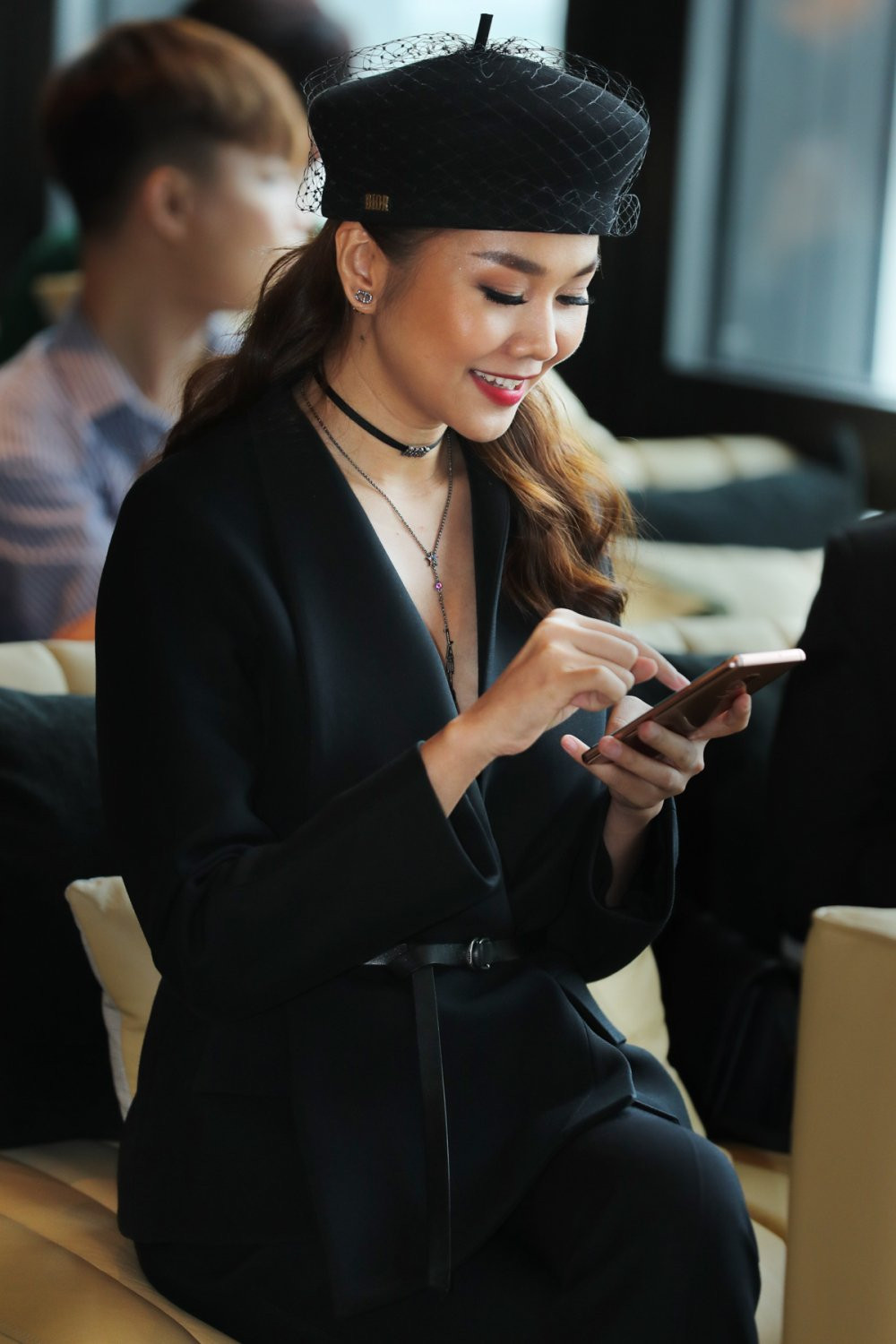 07 THANH HANG CO MAT TU RAT SOM TAI BUOI GIOI THIEU LE TRAO GIAI ELLE STYLE AWARDS 2018 (1)