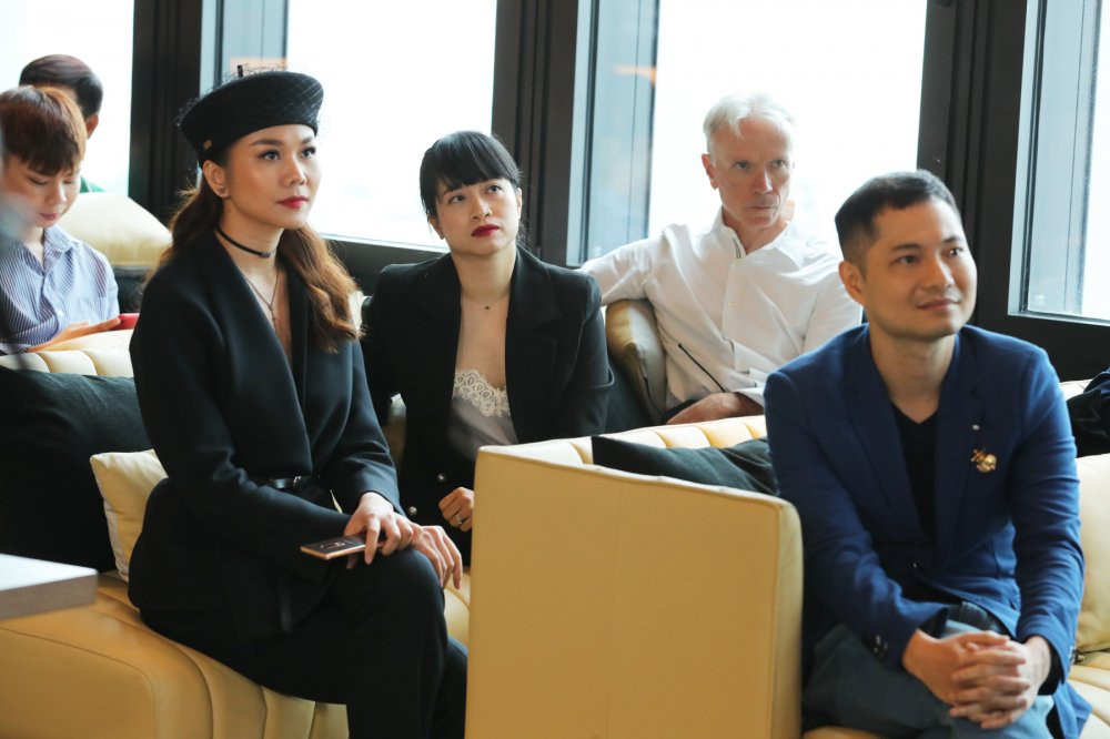 09 THANH HANG, DZUNG YOKO, LIEN CHI - THANH VIEN BAN CO VAN ELLE STYLE AWARDS 2018