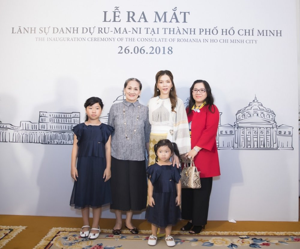 Me+chi gai+cac chau LNK 7