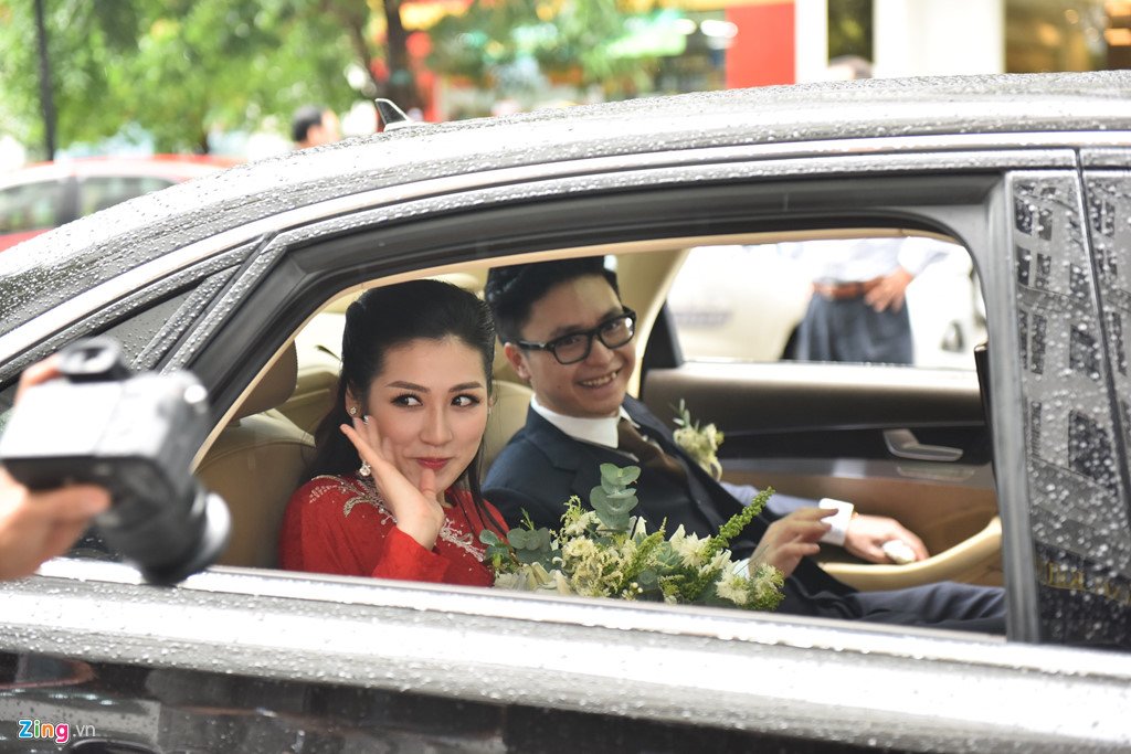 Dan xe sang trong le cuoi A hau Tu Anh hinh anh 1