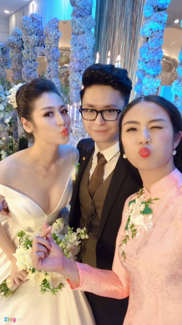 Ngoc Han gian di den chuc mung A hau Tu Anh trong ngay cuoi hinh anh 9