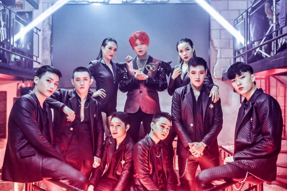 Hinh anh trong MV (7)