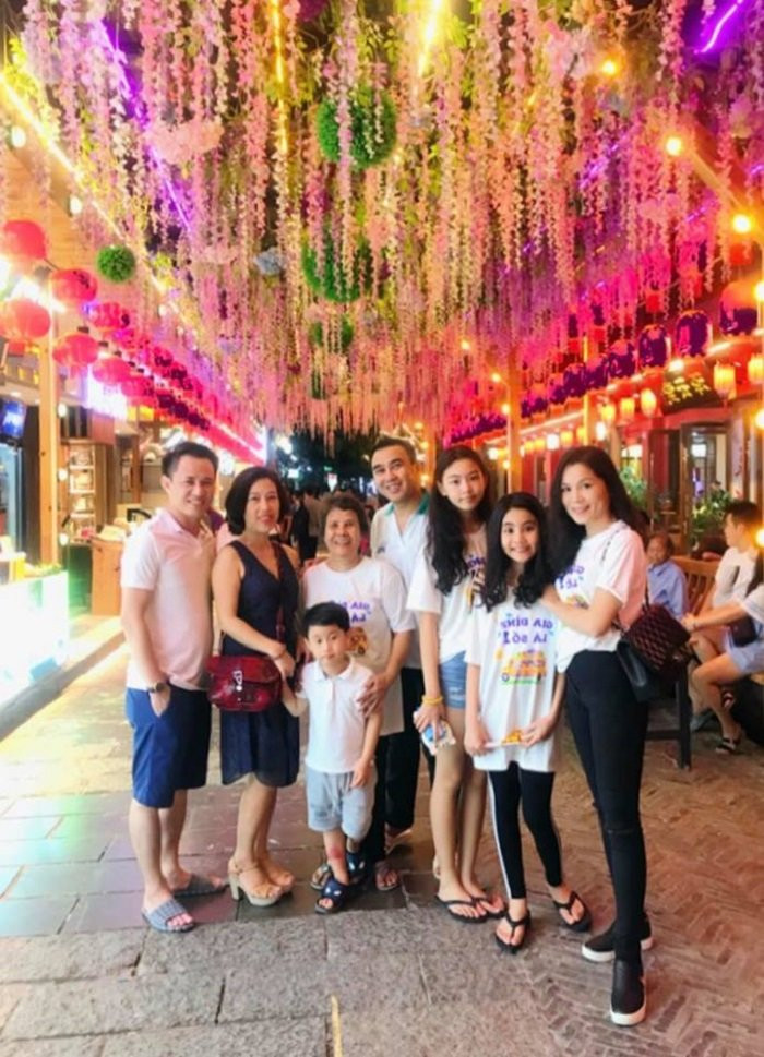 38754054_1695862670511588_2350227862675521536_n 5