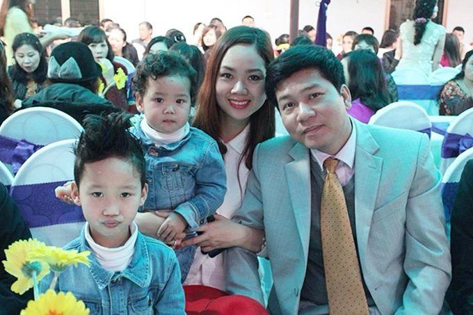 Mai Phương đăng quang Hoa hậu Việt Nam năm 2002, khi đó cô mới 17 tuổi, là học sinh chuyên Lý trường THPT Năng khiếu Trần Phú, Hải Phòng. Sau khi giành vương miện cao quý và đại diện Việt Nam tham gia Miss World 2002, Mai Phương chọn cuộc sống bình dị, tránh xa showbiz. Cô theo học ngành Quản trị Kinh doanh tại Đại học Luton (Anh), tốt nghiệp thì trở về Việt Nam làm việc, lập gia đình.