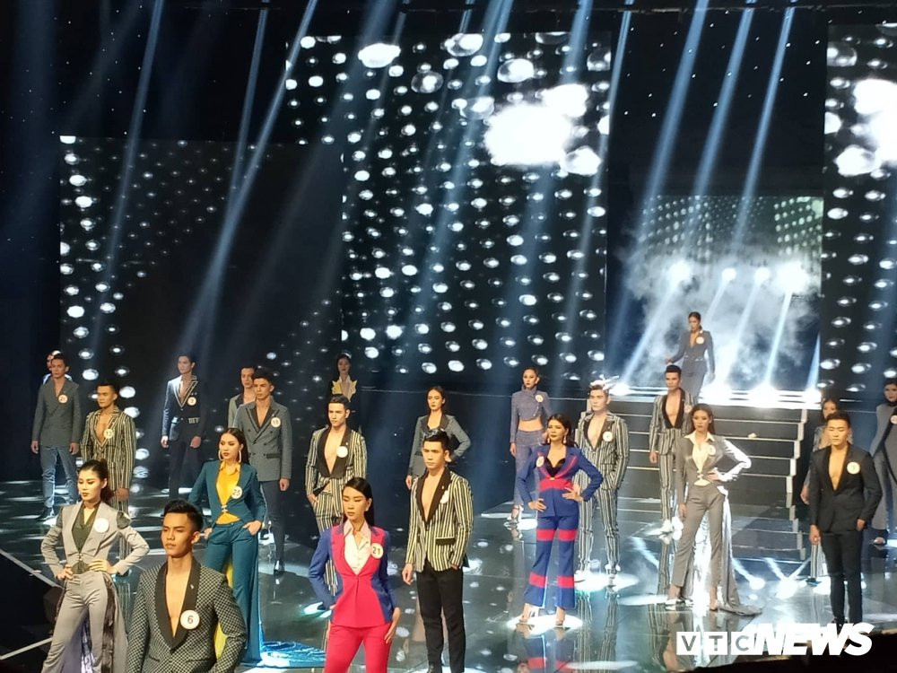 41412377_266034190903394_4039217824772653056_n 16